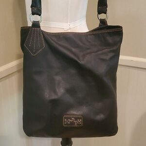 Mario Hernandez leather tote